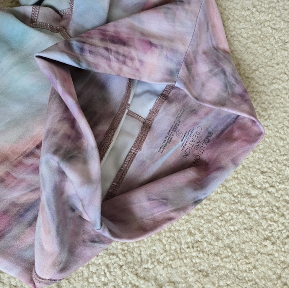 142. Evolution & Creation High Waist Multi-Color Pastels Cropped Leggings Medium - Picture 8 of 11